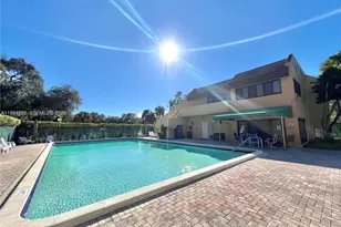400 Commodore Dr, Plantation, FL 33325 - Photo 43