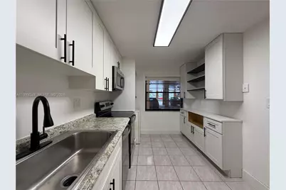 400 Commodore Dr #101, Plantation, FL 33325 - Photo 7