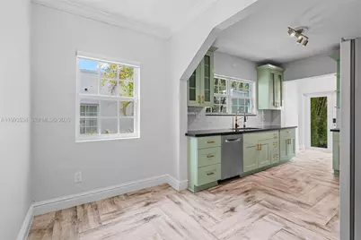 1209 La Mancha Ave, Coral Gables, FL 33134 - Photo 11