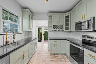 1209 La Mancha Ave, Coral Gables, FL 33134 - Photo 13