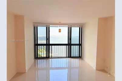 2333 Brickell Ave #1407, Miami, FL 33129 - Photo 5