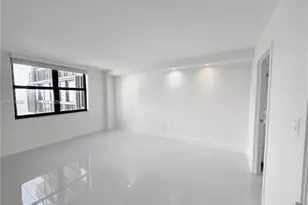 2333 Brickell Ave, Miami, FL 33129 - Photo 9