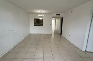 10090 NW 80th Ct, Hialeah Gardens, FL 33016 - Photo 25