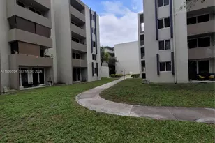 10090 NW 80th Ct, Hialeah Gardens, FL 33016 - Photo 59