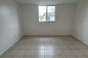 10090 NW 80th Ct, Hialeah Gardens, FL 33016 - Photo 33