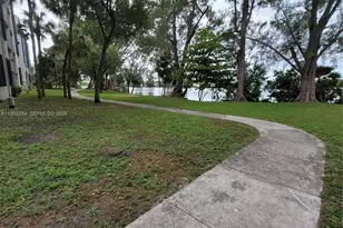 10090 NW 80th Ct, Hialeah Gardens, FL 33016 - Photo 43