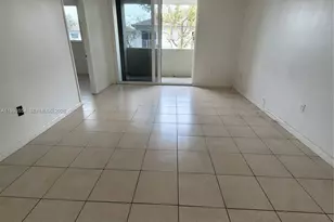 10090 NW 80th Ct, Hialeah Gardens, FL 33016 - Photo 15
