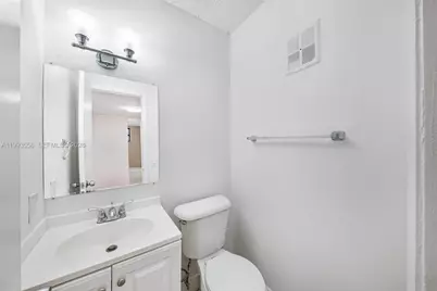 1283 W 42nd St #1, Hialeah, FL 33012 - Photo 19
