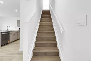 1521 SE 7th Ct, Homestead, FL 33033 - Photo 11