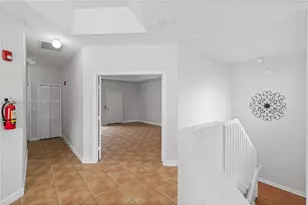 18140 NW 90th Ave, Hialeah, FL 33018 - Photo 37