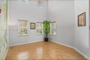 18140 NW 90th Ave, Hialeah, FL 33018 - Photo 29