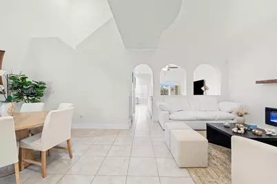 2338 SE 16th Ter, Homestead, FL 33035 - Photo 1