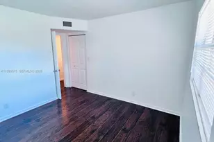 5721 Blueberry Ct, Lauderhill, FL 33313 - Photo 19