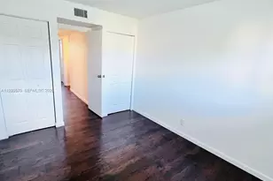 5721 Blueberry Ct, Lauderhill, FL 33313 - Photo 17