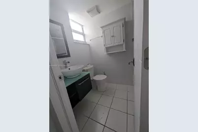 8810 Fontainebleau Blvd #201, Miami, FL 33172 - Photo 9