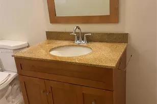 7070 NW 179th St, Hialeah, FL 33015 - Photo 7