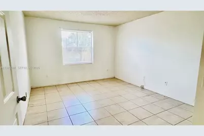 9640 NW 2nd St #5-204, Pembroke Pines, FL 33024 - Photo 7