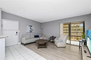 9660 S Belfort Cir, Tamarac, FL 33321 - Photo 5