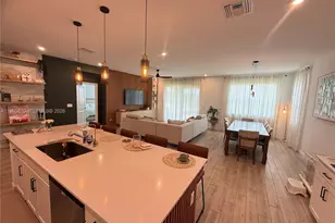 10503 SW Orana Dr, Port Saint Lucie, FL 34987 - Photo 37