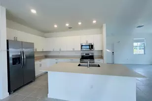 19404 SW 339th Ter, Homestead, FL 33034 - Photo 5