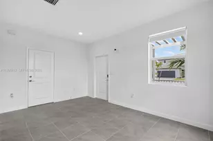 19404 SW 339th Ter, Homestead, FL 33034 - Photo 3