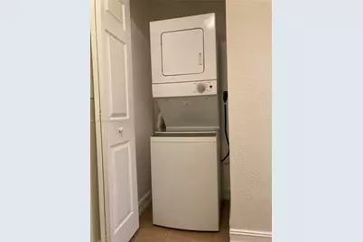 7985 NW 8th St #105A, Miami, FL 33126 - Photo 17