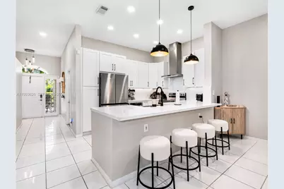 835 NE 17th Way #835, Fort Lauderdale, FL 33304 - Photo 7