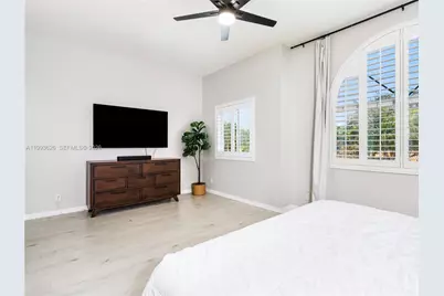 835 NE 17th Way #835, Fort Lauderdale, FL 33304 - Photo 15