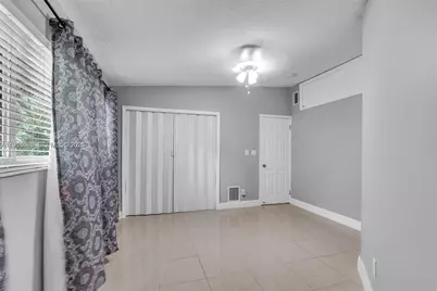 15240 SW 188th St, Miami, FL 33187 - Photo 19