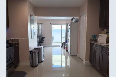 1878 NW 45th Ct, Tamarac, FL 33309 - Photo 5
