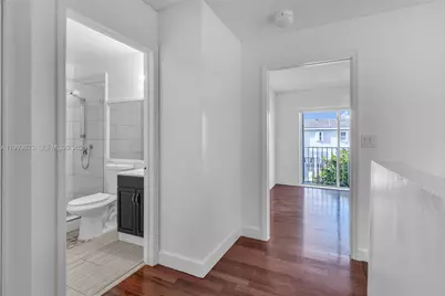 5240 NW 109th Ave #4, Doral, FL 33178 - Photo 19