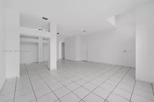 8852 NW 147th Ln, Miami Lakes, FL 33018 - Photo 13