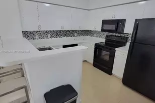 4370 NW 107th Ave, Doral, FL 33178 - Photo 11