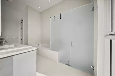 2815 NE 26th Pl, Fort Lauderdale, FL 33306 - Photo 51