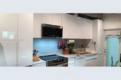 363 Washington Ave #31, Miami Beach, FL 33139 - Photo 3