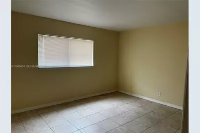 2822 NW 55th Ave #1D, Lauderhill, FL 33313 - Photo 9