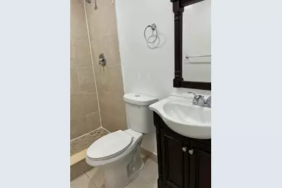 7200 NW 179th St #303, Hialeah, FL 33015 - Photo 17