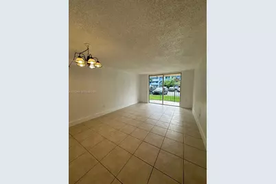 9360 Fontainebleau Blvd #104, Miami, FL 33172 - Photo 5