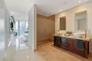 350 S Miami Ave, Miami, FL 33130 - Photo 9