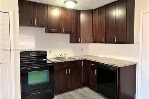 425 Las Palmas, Avon Park, FL 33825 - Photo 3