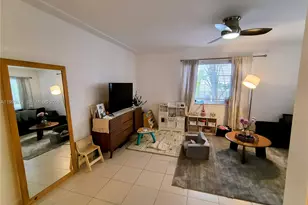 1335 15th St, Miami Beach, FL 33139 - Photo 3