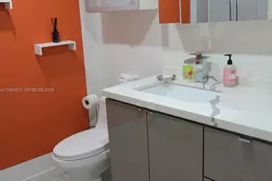 690 SW 1st Ct, Miami, FL 33130 - Photo 9