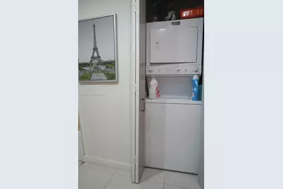 690 SW 1 Ct #1722, Miami, FL 33130 - Photo 7