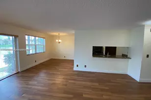 8713 SW 5th St, Pembroke Pines, FL 33025 - Photo 9