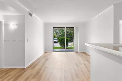 6851 SW 44th St #305, Miami, FL 33155 - Photo 9