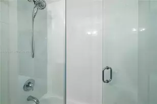 3056 Shipping Ave, Miami, FL 33133 - Photo 15