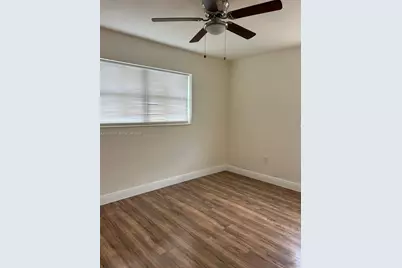 3310 NW 171st St, Miami Gardens, FL 33056 - Photo 9