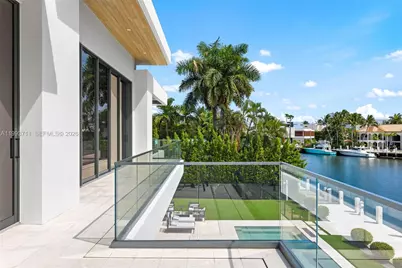 2560 Del Lago Dr, Fort Lauderdale, FL 33316 - Photo 55