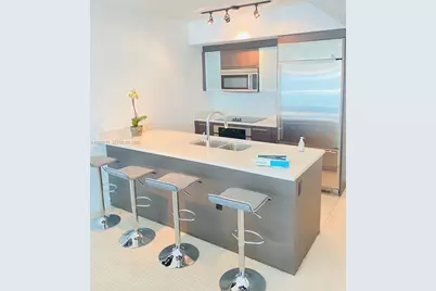 500 Brickell Ave #2708, Miami, FL 33131 - Photo 13