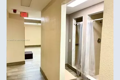 20301 W Country Club Dr #1425, Aventura, FL 33180 - Photo 41